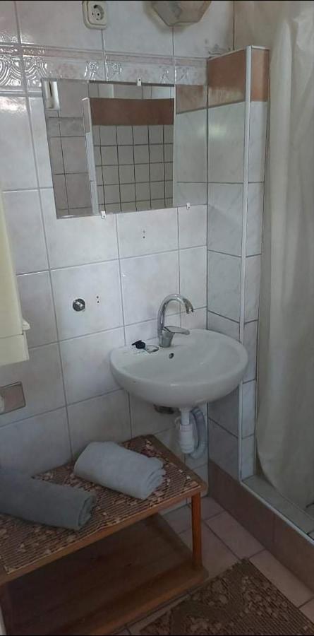 Badacsonyi Pihenes Privat Berlemeny Hotel Badacsonytomaj Luaran gambar